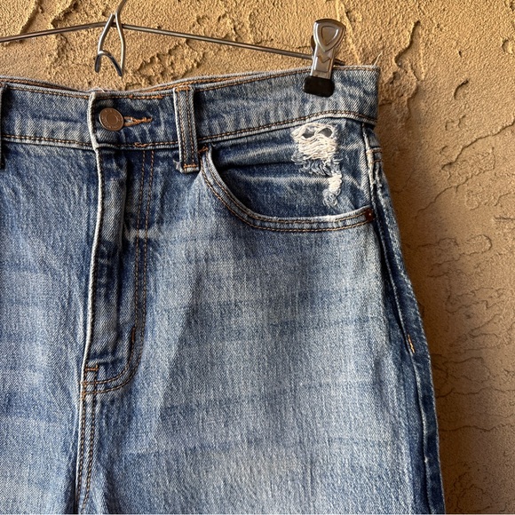 High Rise Jeans - Picture 3 of 10